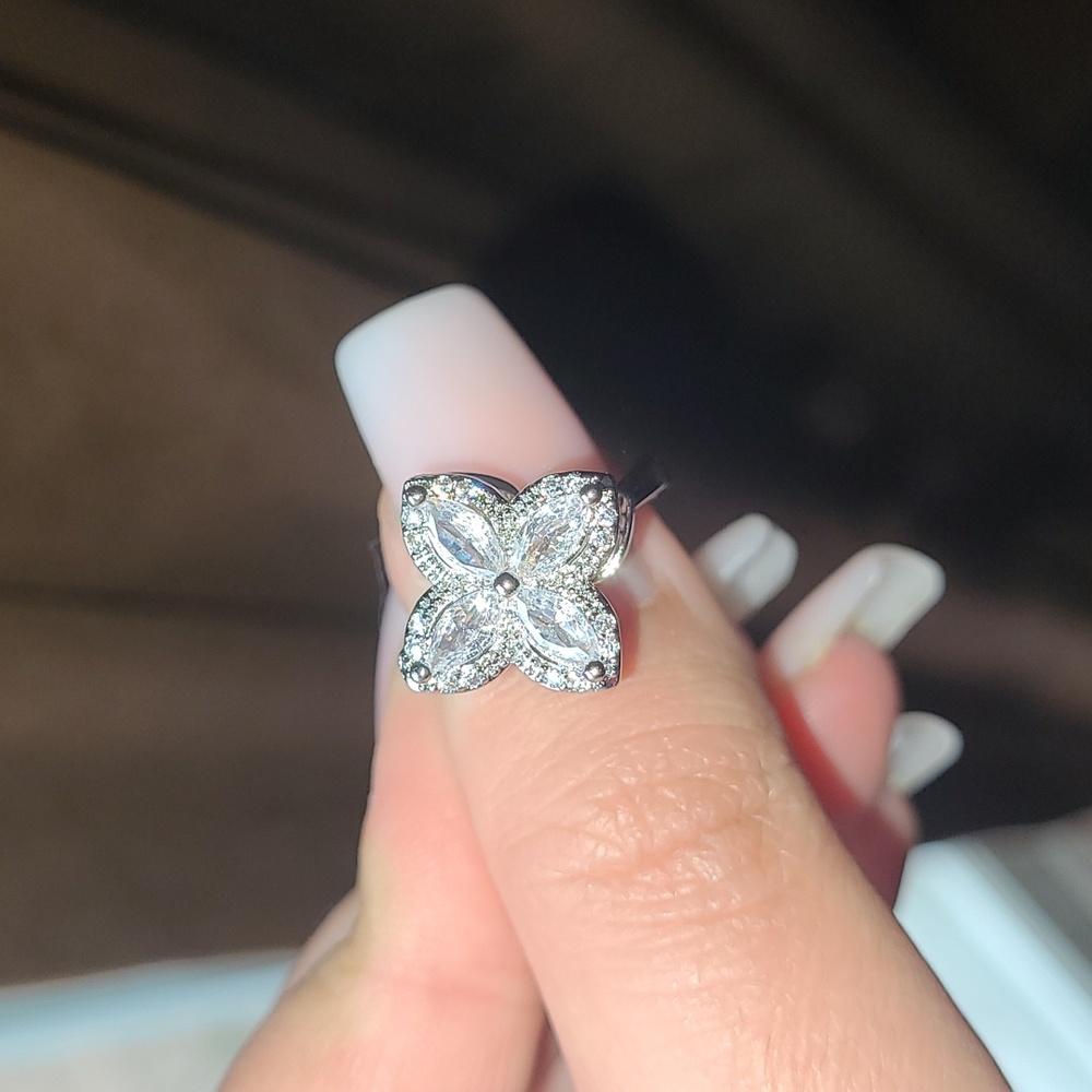 Fidget Spinner Queen Ring